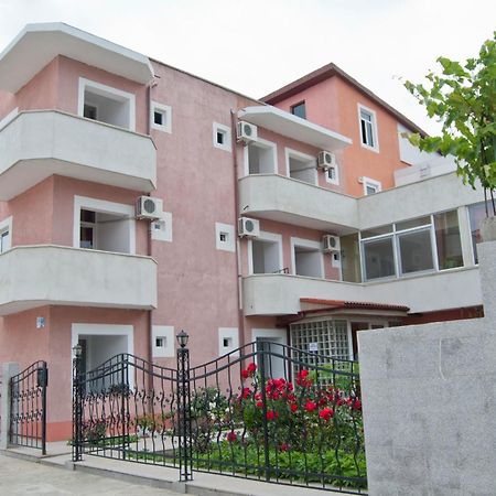 אפורי נורד Hotel Laguna מראה חיצוני תמונה